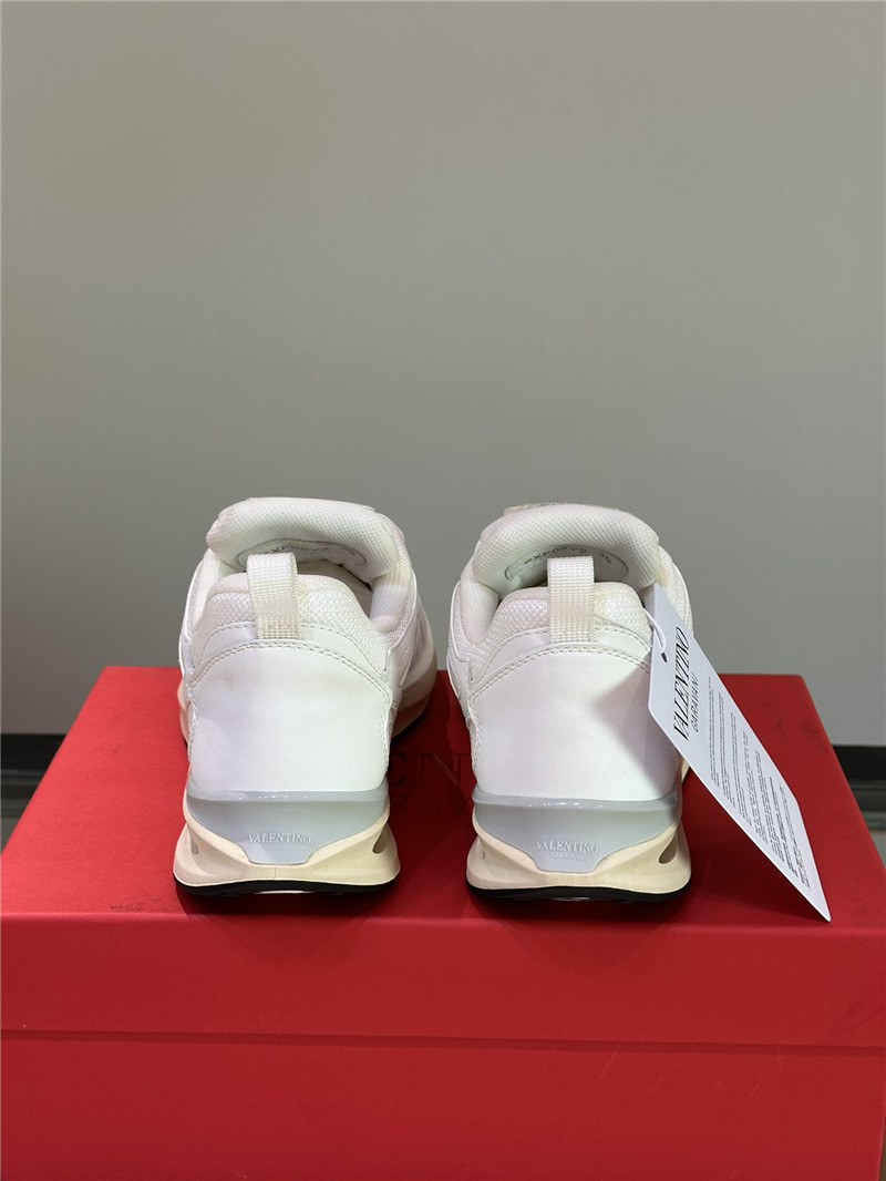 Va1e*ntin0 garavani white trainers