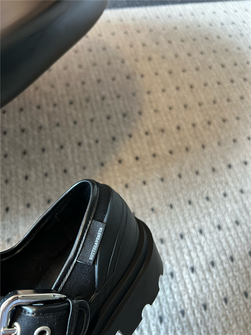 b0tt*ga Ven*ta canvas mary jane-style loafers