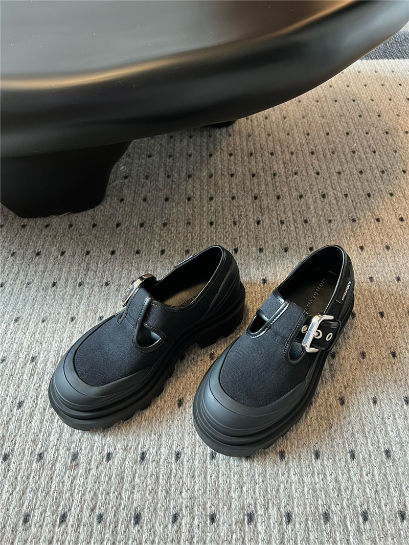 b0tt*ga Ven*ta canvas mary jane-style loafers