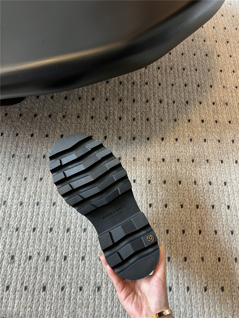 b0tt*ga Ven*ta canvas mary jane-style loafers