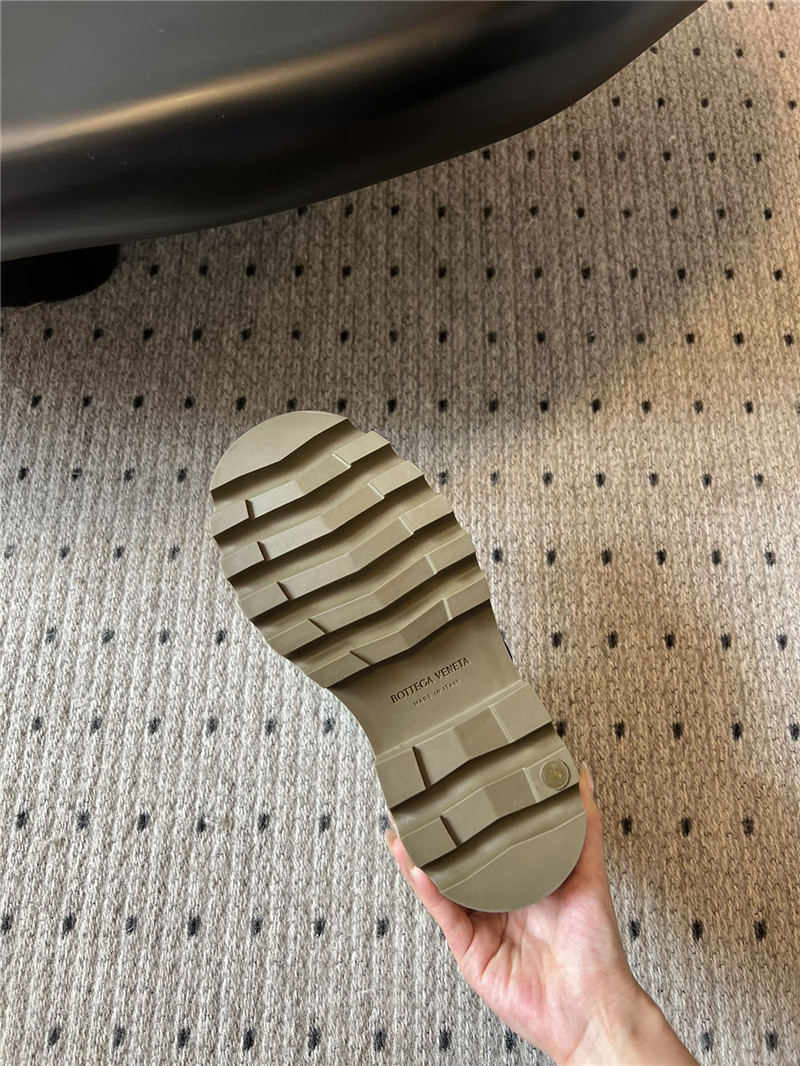 b0tt*ga Ven*ta beige khaki mary jane loafers