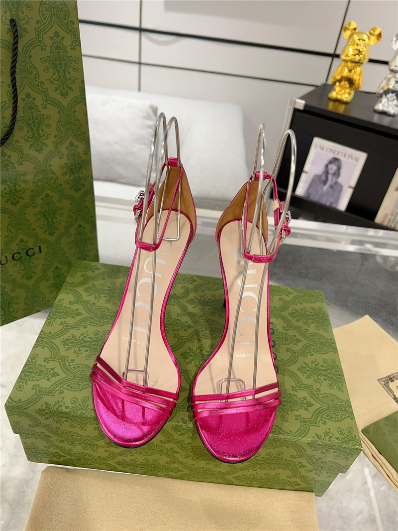 Gvc*1 gg metallic fuchsia strappy heel sandals