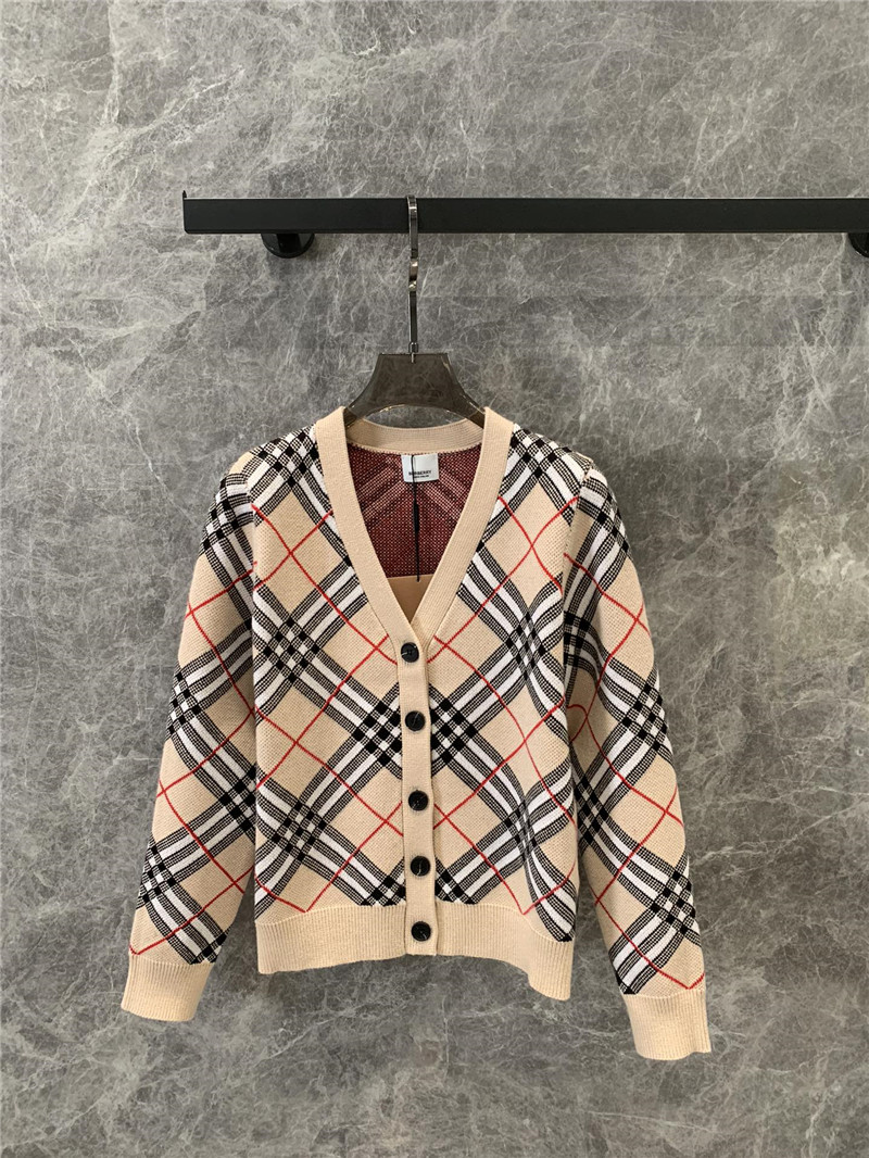 Bv*b*rry classic check knitted cardigan replicas clothes