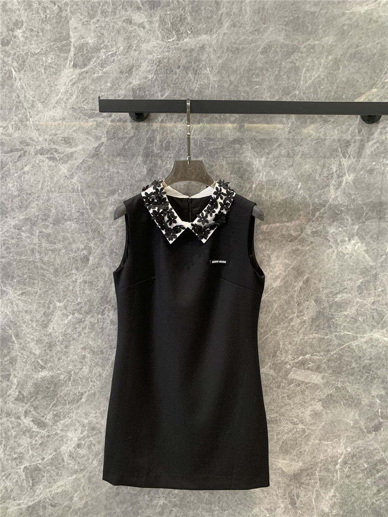 M1um1u petal beaded collar vest dress replica clothing sites