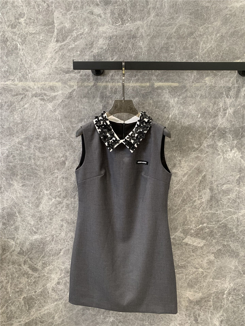 M1um1u petal beaded collar vest dress replica clothing sites