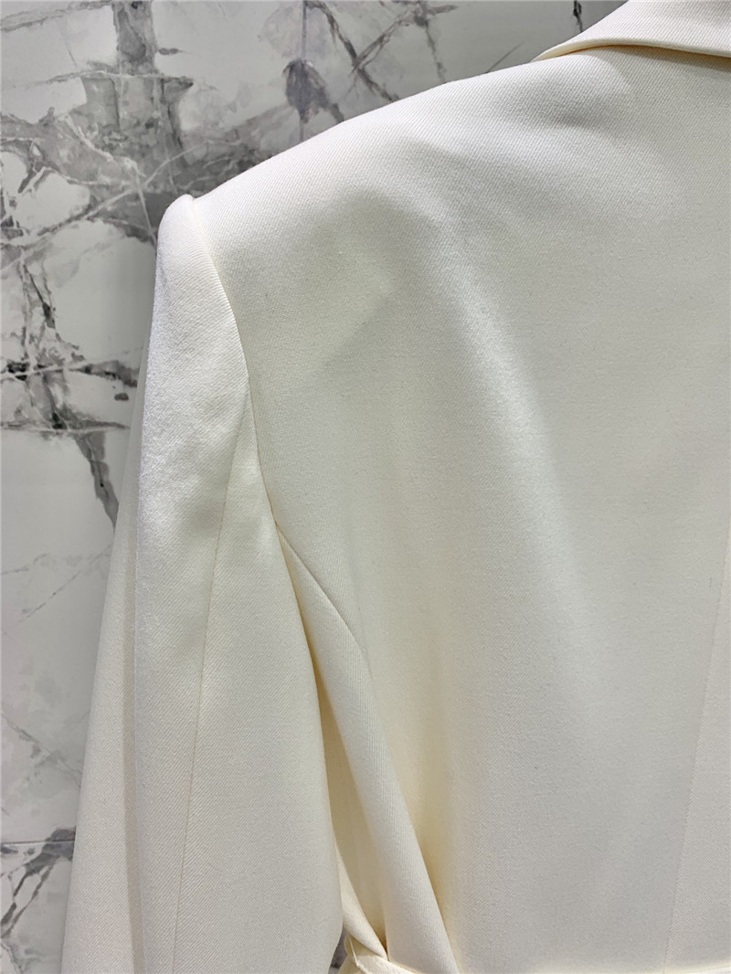 Va1e*ntin0 flower embroidery rhinestone suit replica d&g clothing