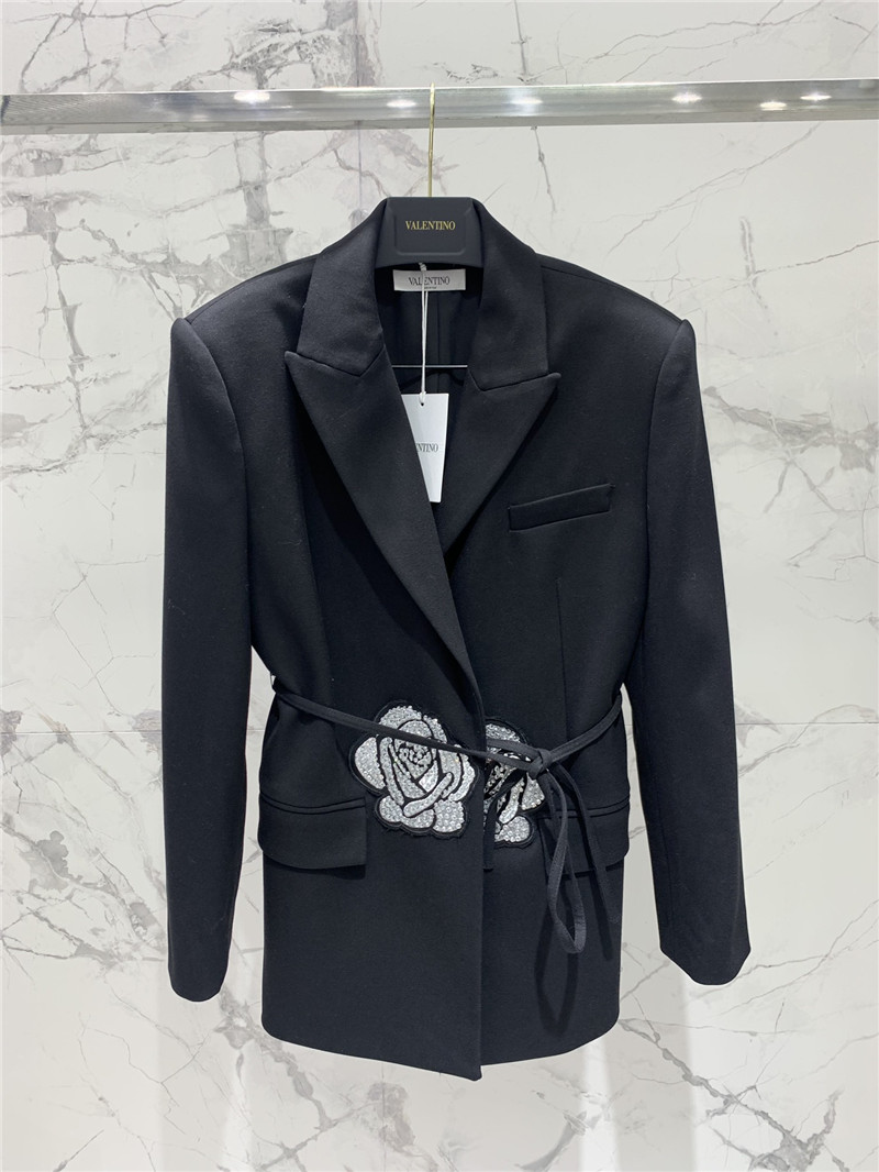 Va1e*ntin0 flower embroidery rhinestone suit replica d&g clothing