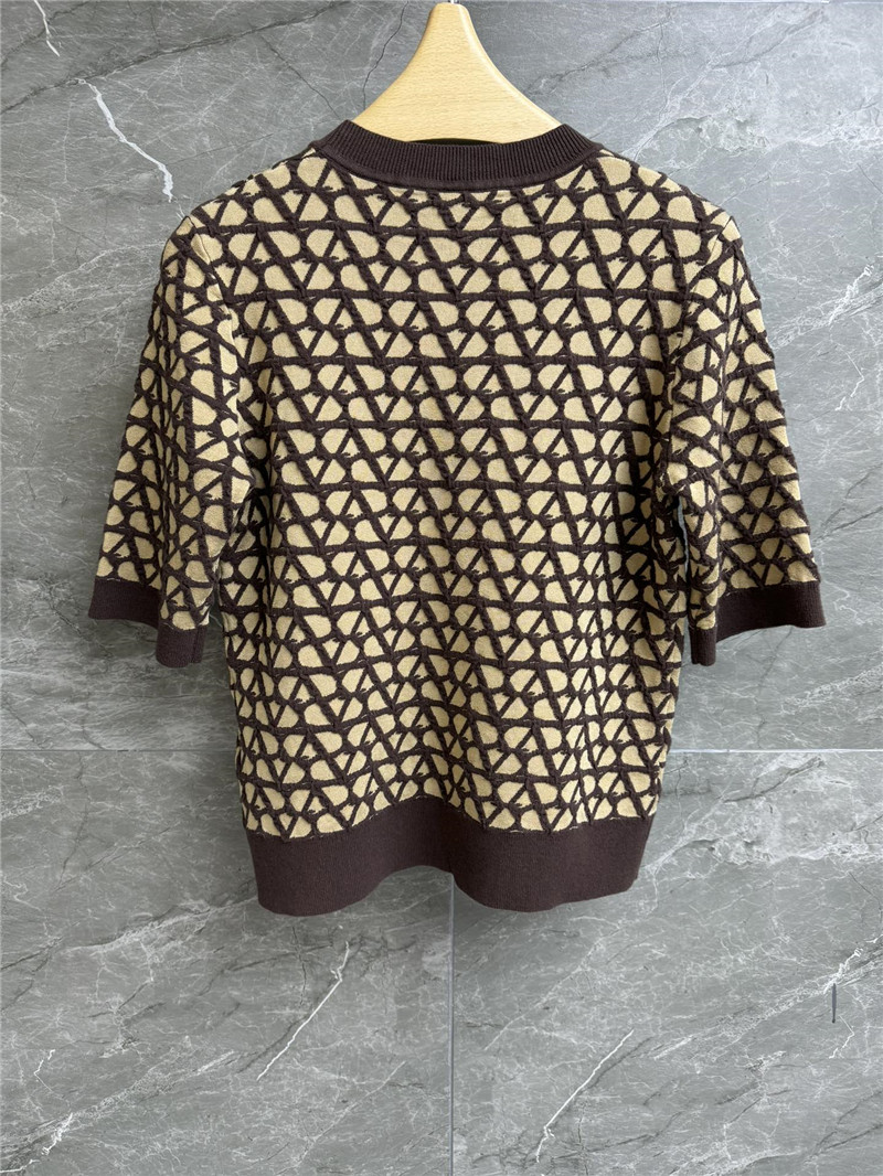 Va1e*ntin0 knitted short sleeve cheap replica designer clothes
