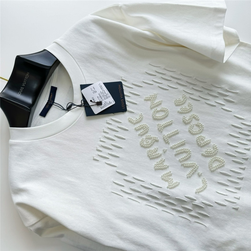 l0vis Vvtt0n lv round neck short sleeve replica clothes