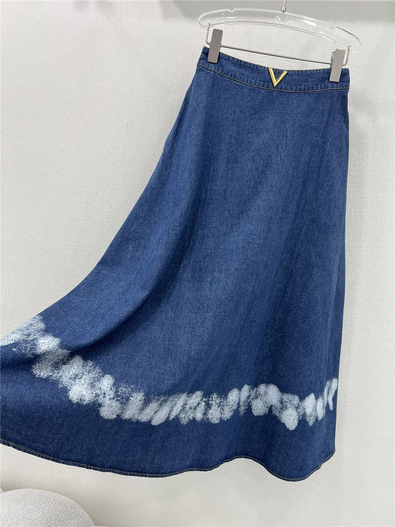 Va1e*ntin0 gradient denim skirt replica d&g clothing