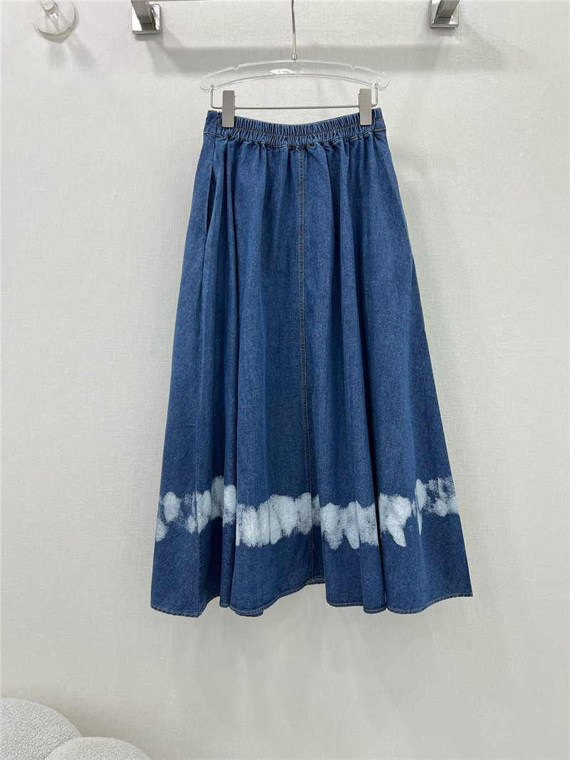 Va1e*ntin0 gradient denim skirt replica d&g clothing
