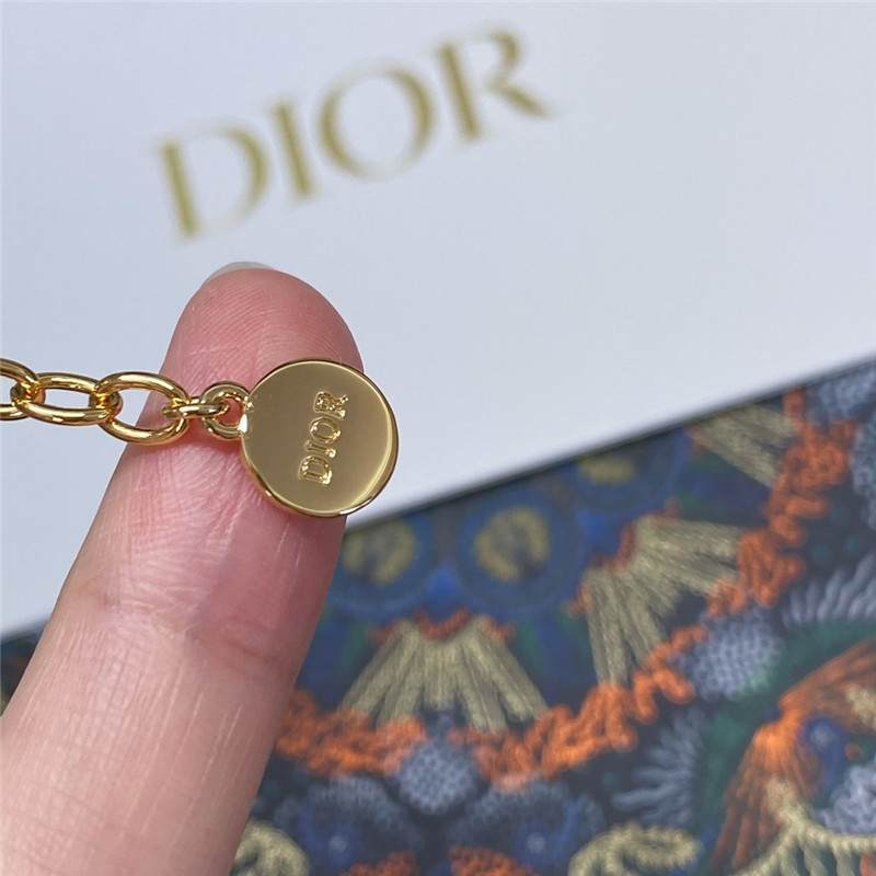 D10r green bead bracelet