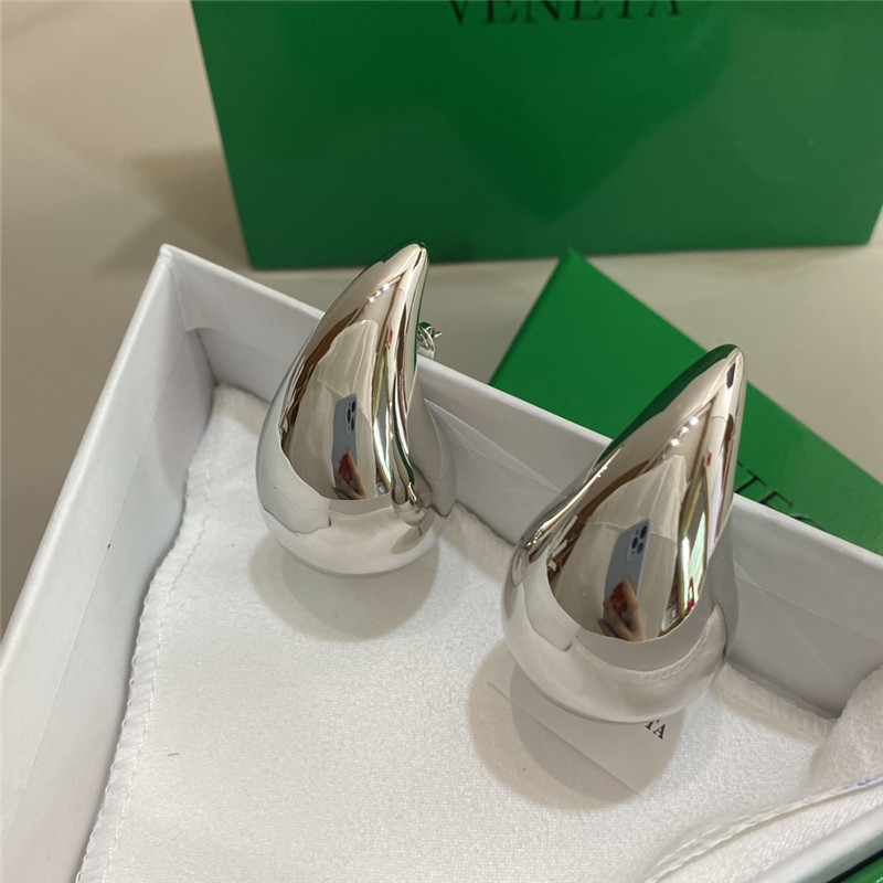 b0tt*ga Ven*ta new earrings