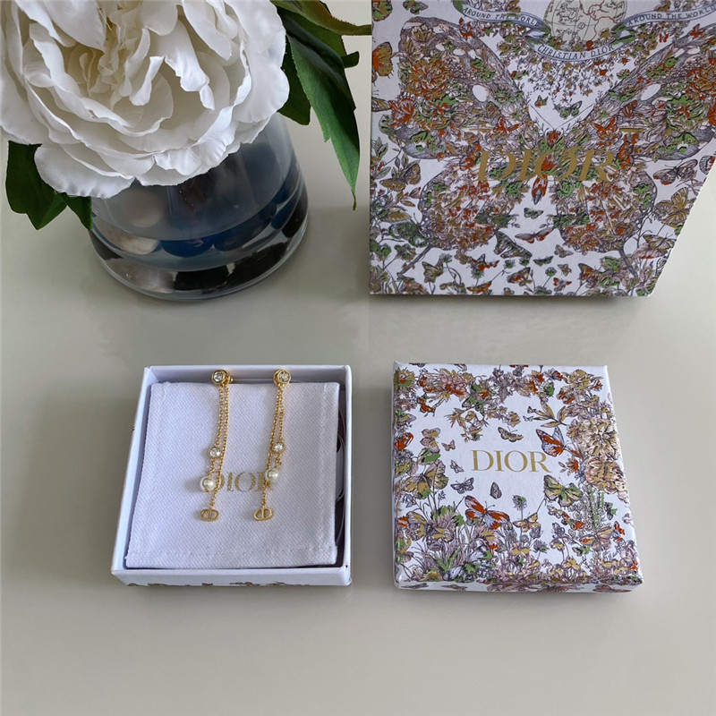 D10r crystal chain pearl earrings