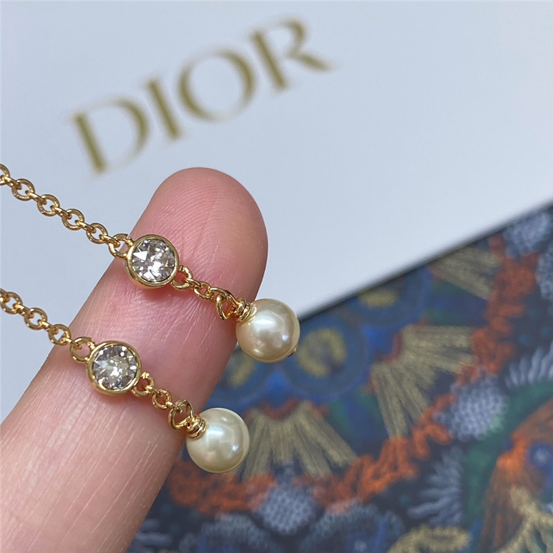 D10r crystal chain pearl earrings