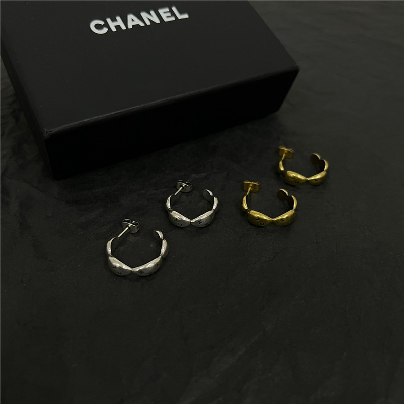 Ch**el vintage earrings