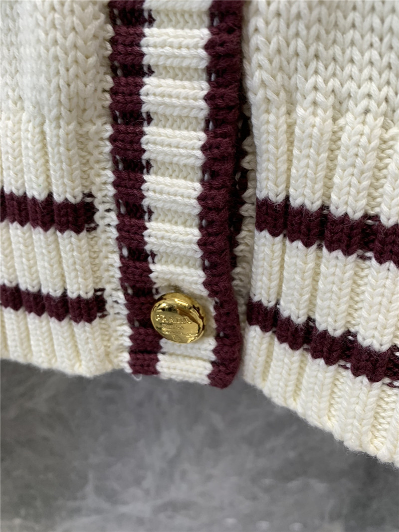 Pra*a crew neck cable cardigan replica d&g clothing