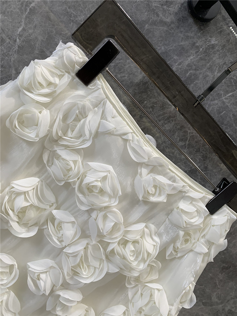 Va1e*ntin0 3d pearl flower skirt replica designer clothes