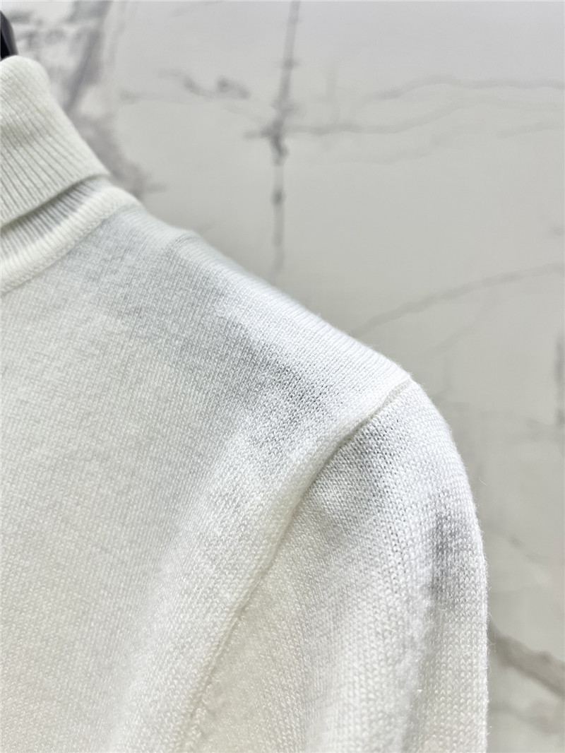 Ce1i*e knitted pullover high collar design long sleeves replica clothes