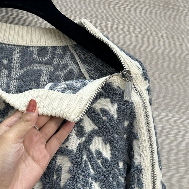 D10r monogram three-dimensional jacquard sweater replica clothes