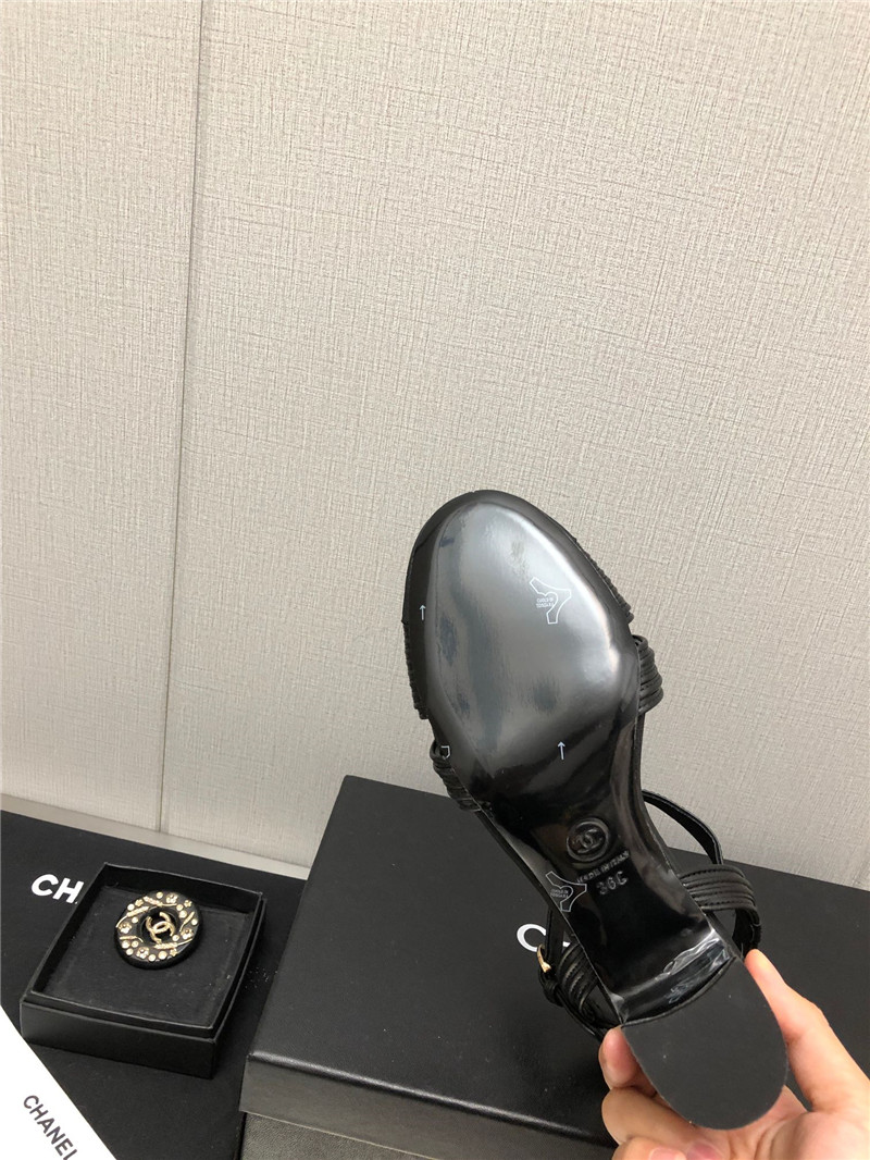 Ch**el cruise 2022/23 slingbacks & pumps in black lambskin