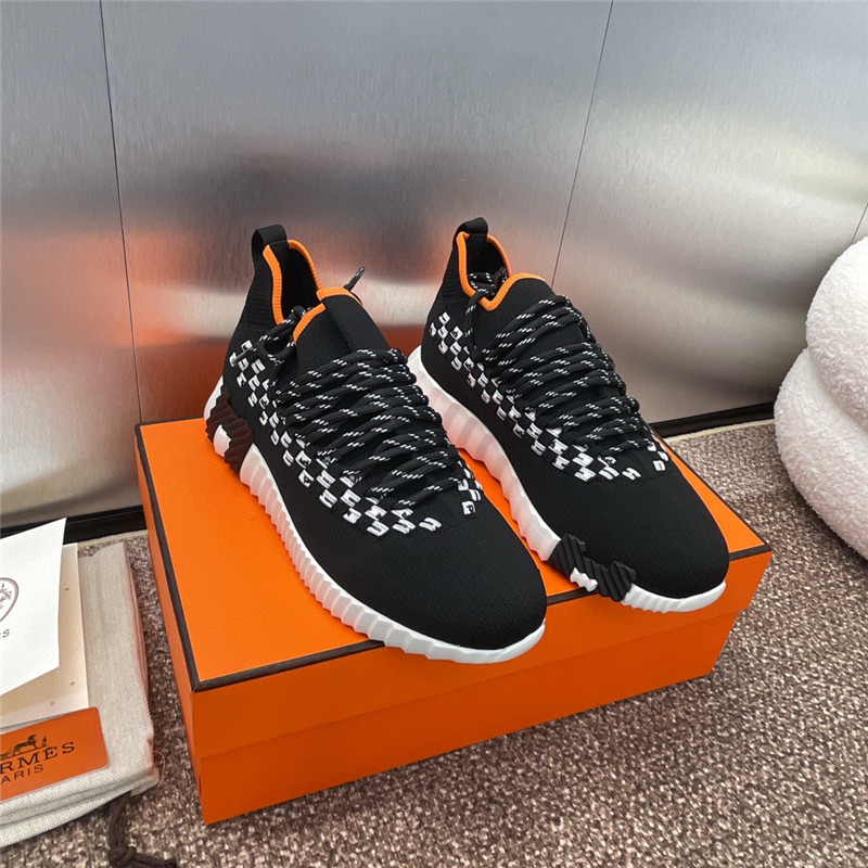 H**me5 bouncing sneaker dupes