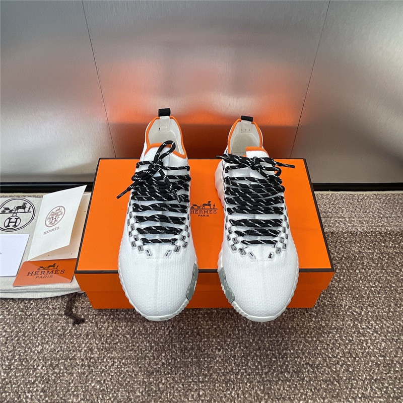 H**me5 white bouncing sneaker dupes