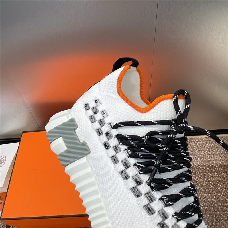 H**me5 white bouncing sneaker dupes