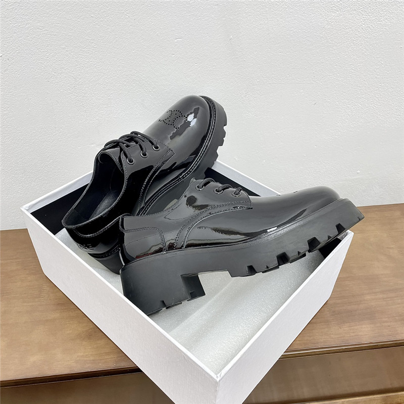 Ce1i*e triomphe rangers derby in black polished bull