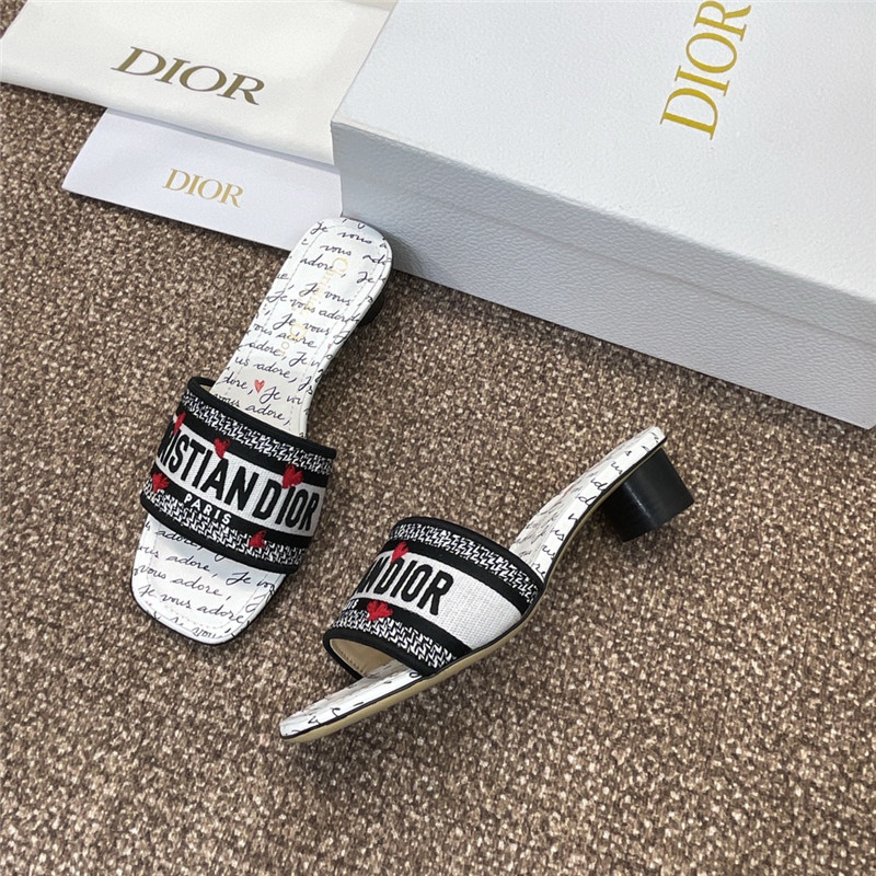 D10ramour dway heeled slide in je vous adore motif