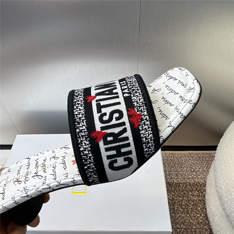 D10ramour dway heeled slide in je vous adore motif