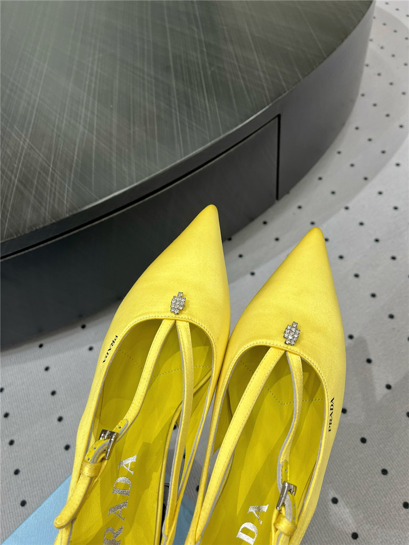 Pra*a yellow satin cut-out pumps in silk viscose