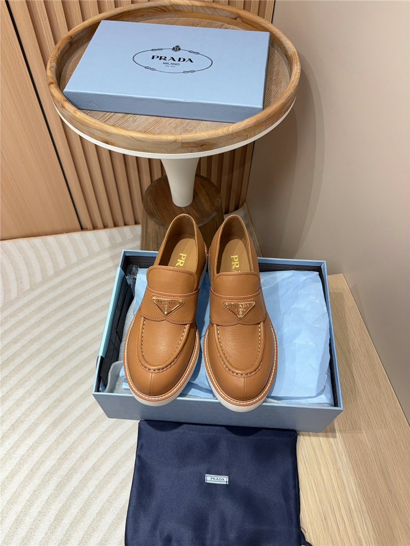 Pra*a beige double chocolate leather loafers