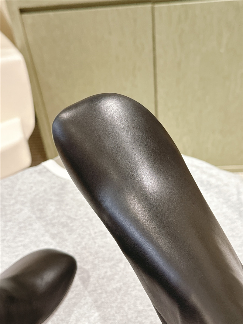 L0ew* toy ankle boots in black