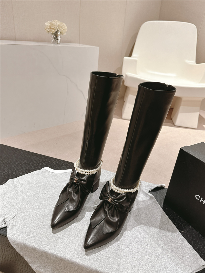 Ch**el pointed toe block heel bow pearl keen high boots