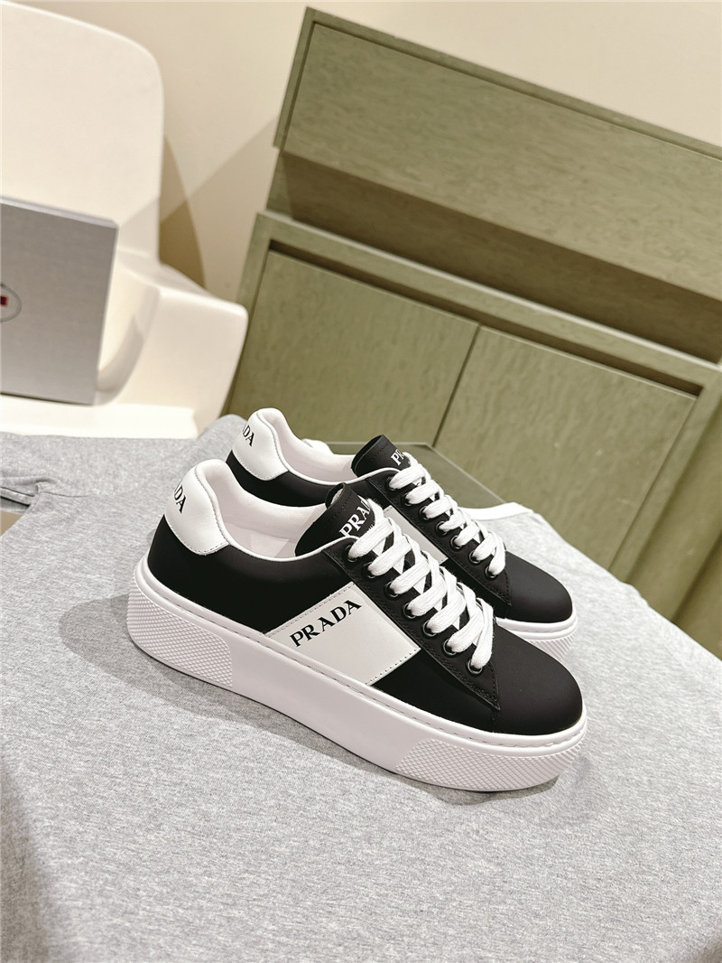 Pra*a laced low-top sneakers