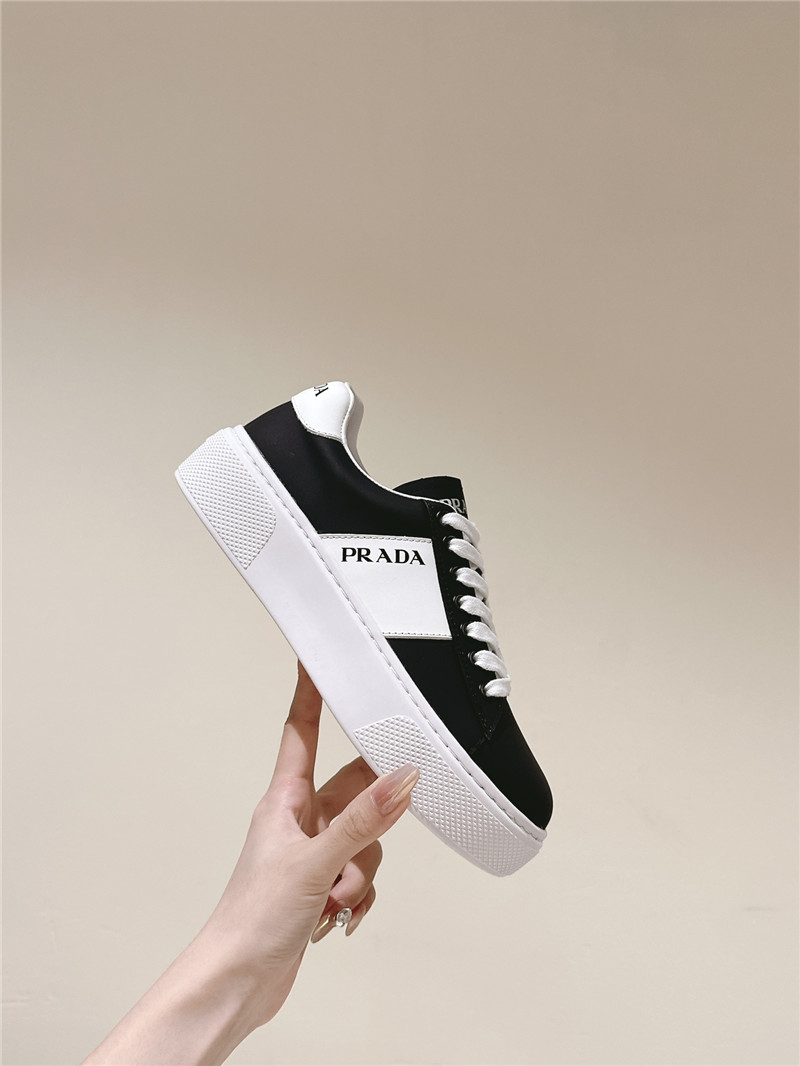 Pra*a laced low-top sneakers