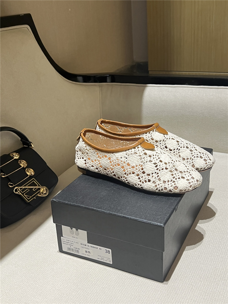 L0r0 P1ana floaty flat moccasin slipper whisper white