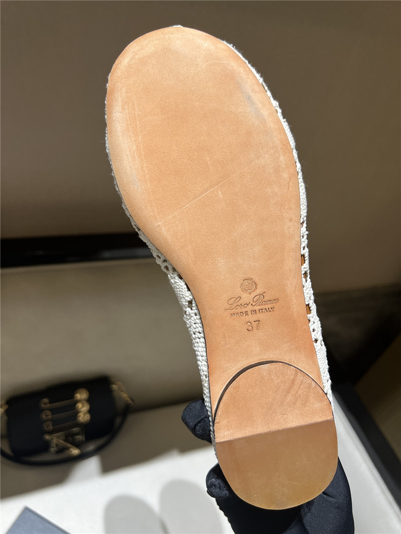 L0r0 P1ana floaty flat moccasin slipper whisper white