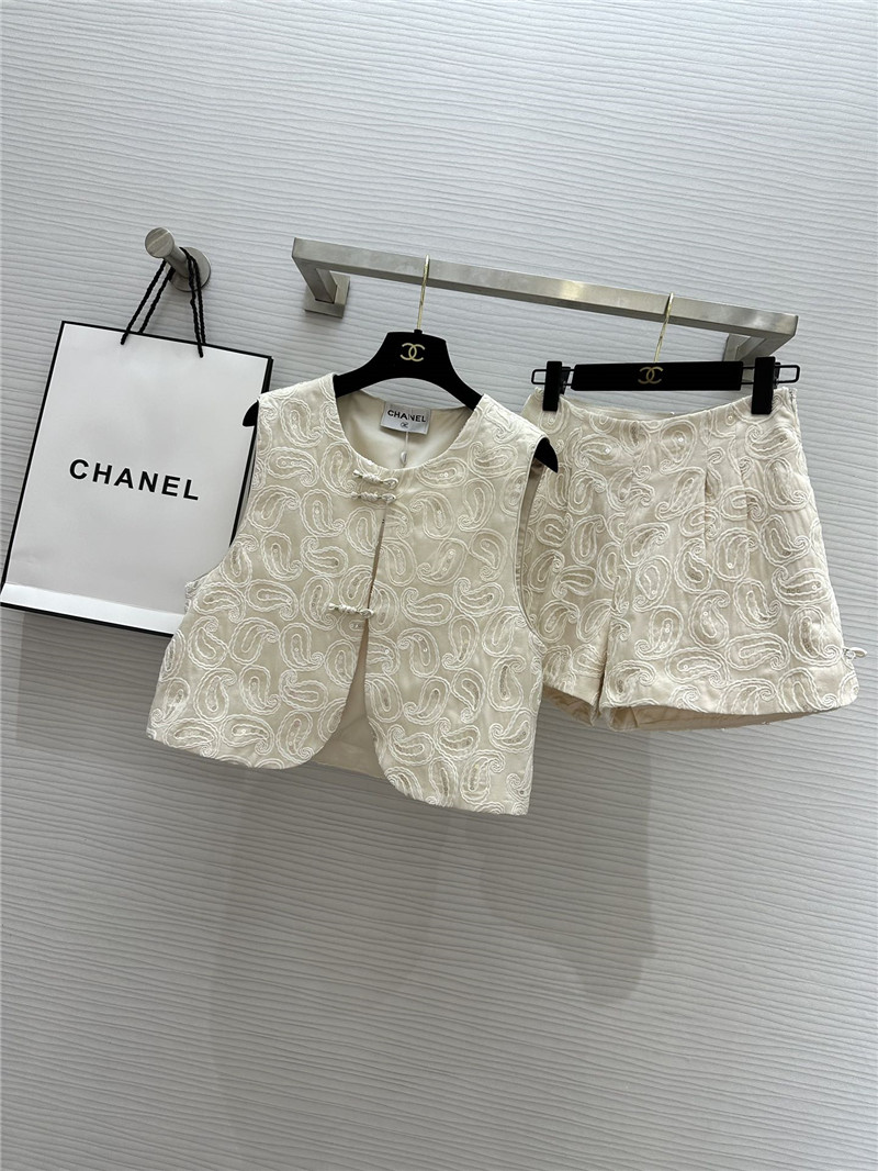 Ch**el buttoned vest + high waist shorts set replica d&g clothing