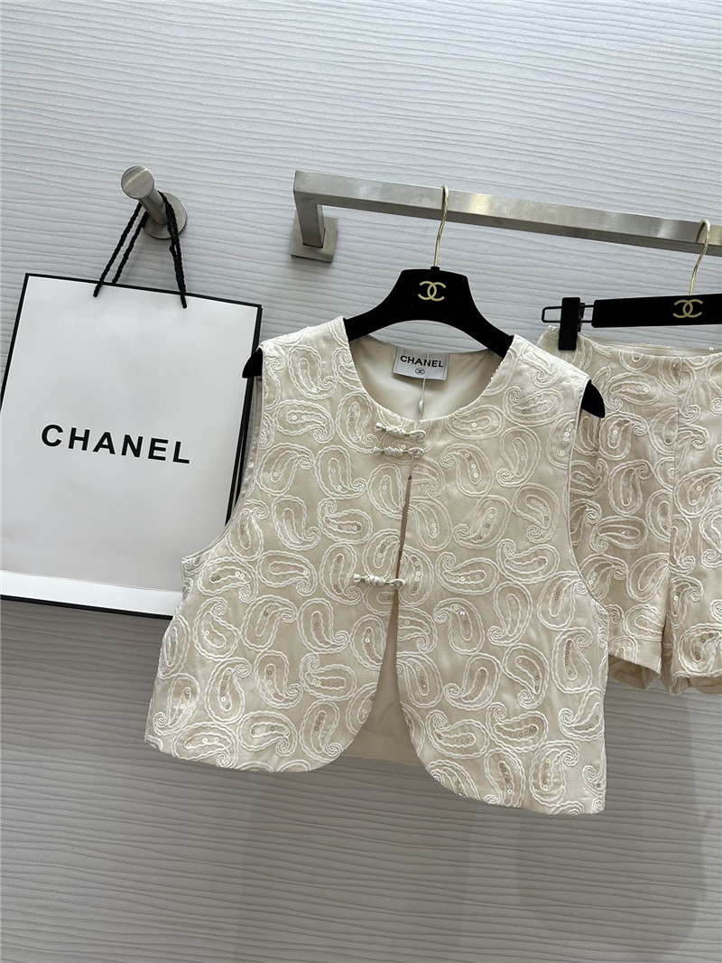Ch**el buttoned vest + high waist shorts set replica d&g clothing
