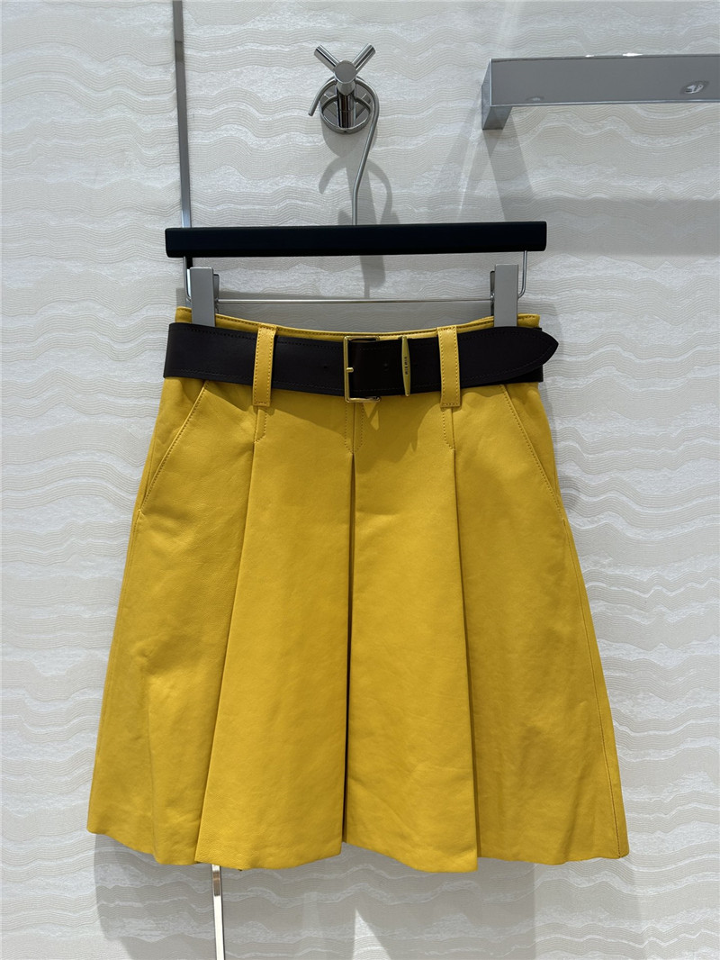 M1um1u lambskin skirt replicas clothes