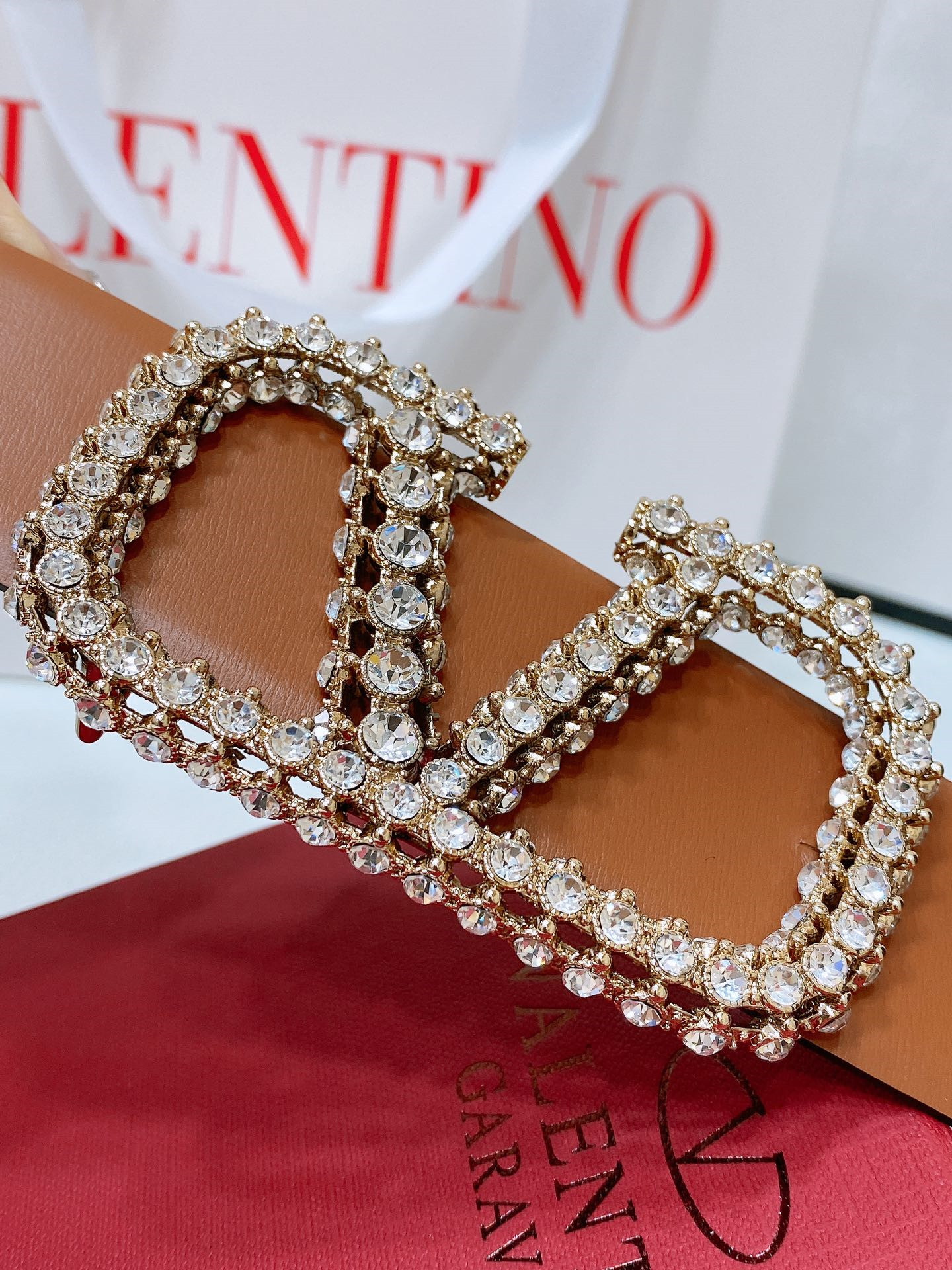 Va1e*ntin0 reversible calfskin belt