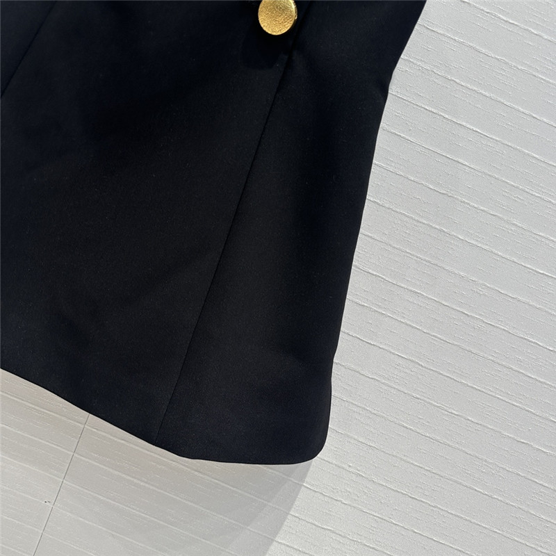 l0vis Vvtt0n lv forged metal button skirt replica d&g clothing