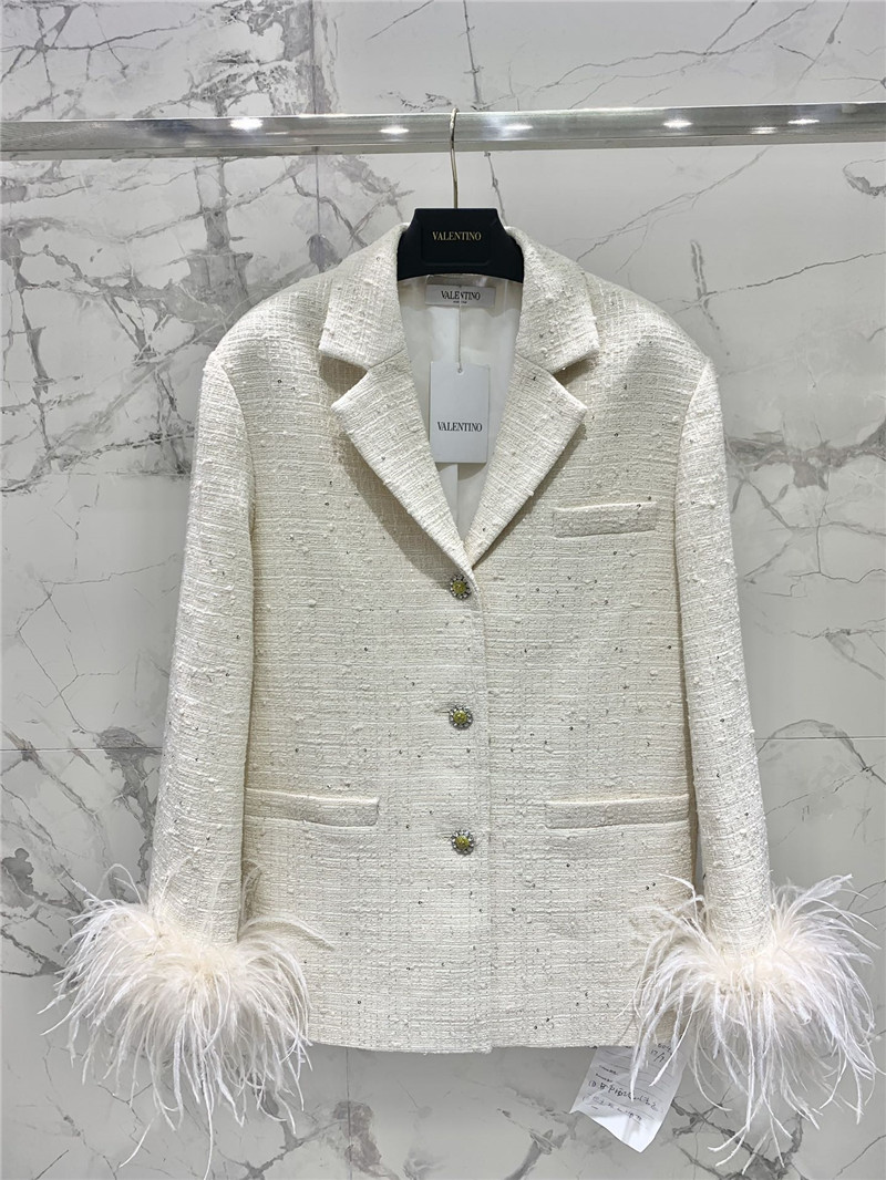 Va1e*ntin0 sequined ostrich feather cuffs suit replica clothes