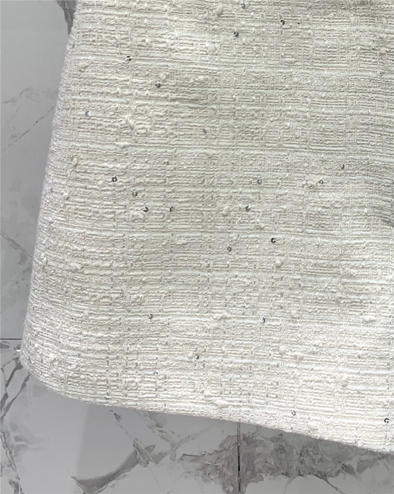 Va1e*ntin0 sequined ostrich feather cuffs suit replica clothes