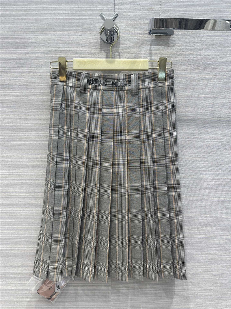 M1um1u girls’ mid-length pleated skirt replica clothing sites