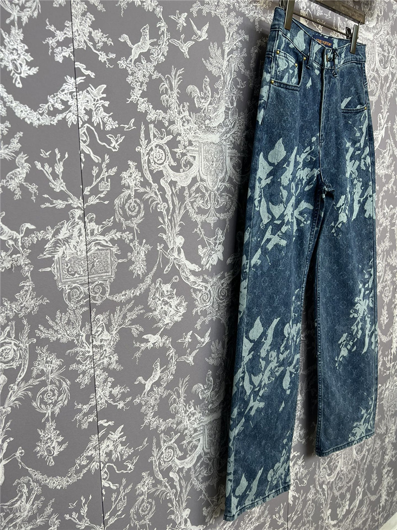 l0vis Vvtt0n lv lettering floral straight jeans replica clothing