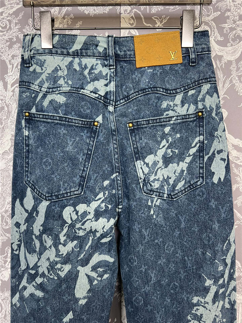 l0vis Vvtt0n lv lettering floral straight jeans replica clothing