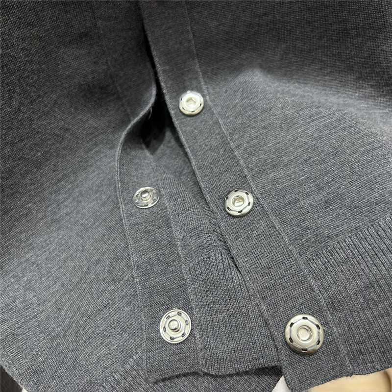 b0tt*ga Ven*ta concealed button wool cardigan replica d&g clothing